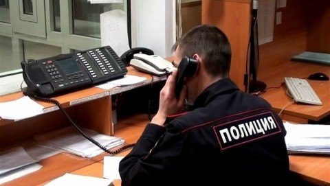 Полицейские устанавливают подозреваемую в хищении 55 тысяч рублей у пенсионерки